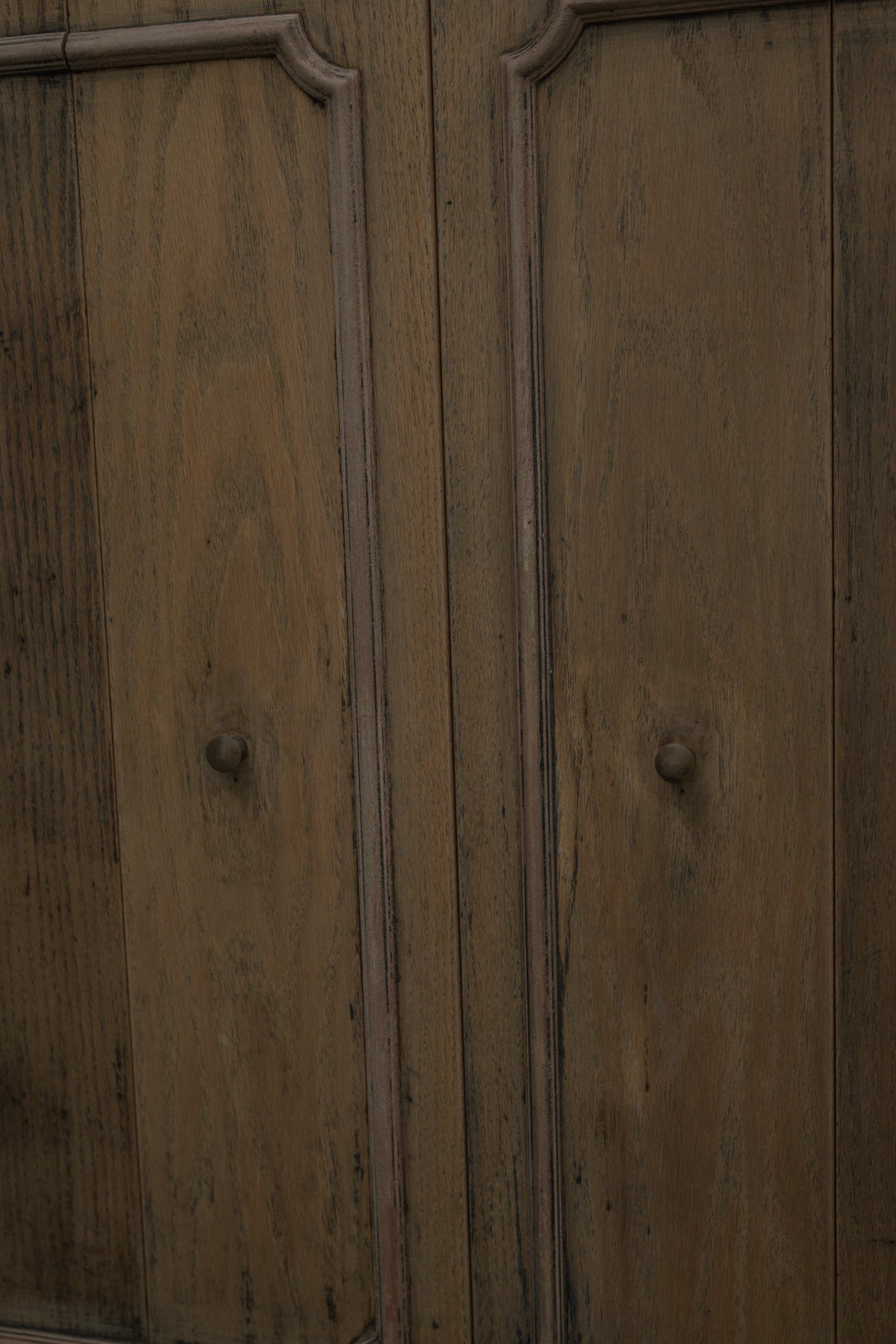 #0640 cabinet