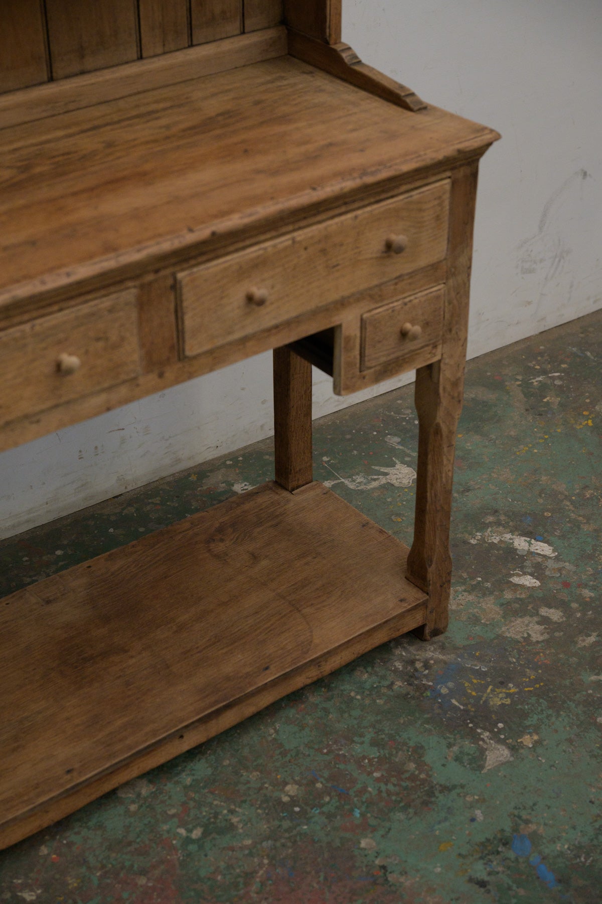 #0154 cupboard