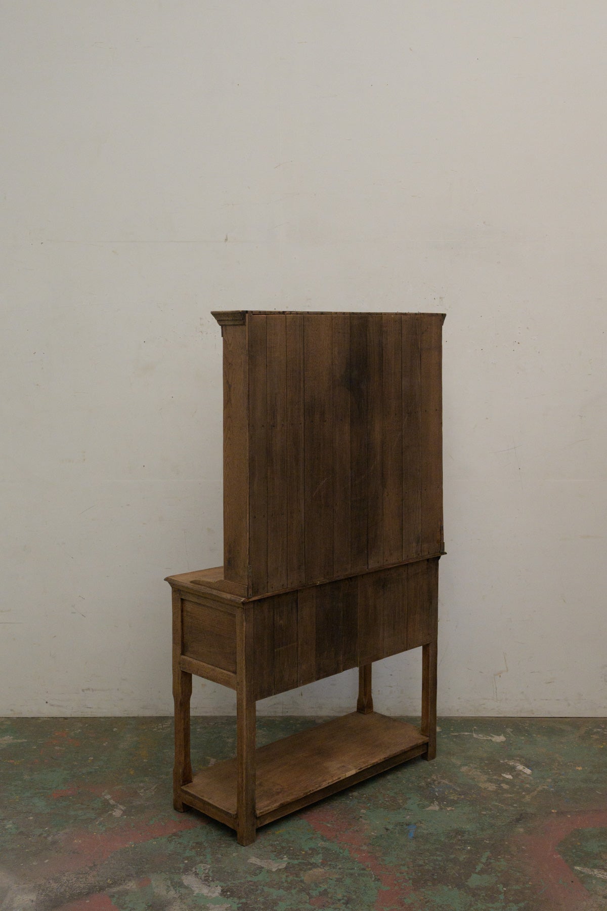 #0154 cupboard