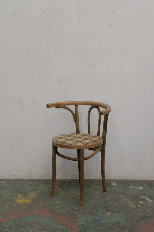 #0158 arm chair