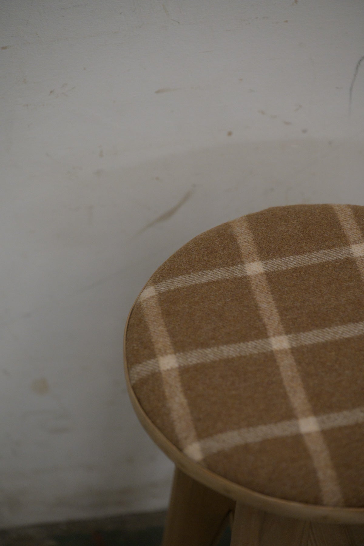 #0163 stool