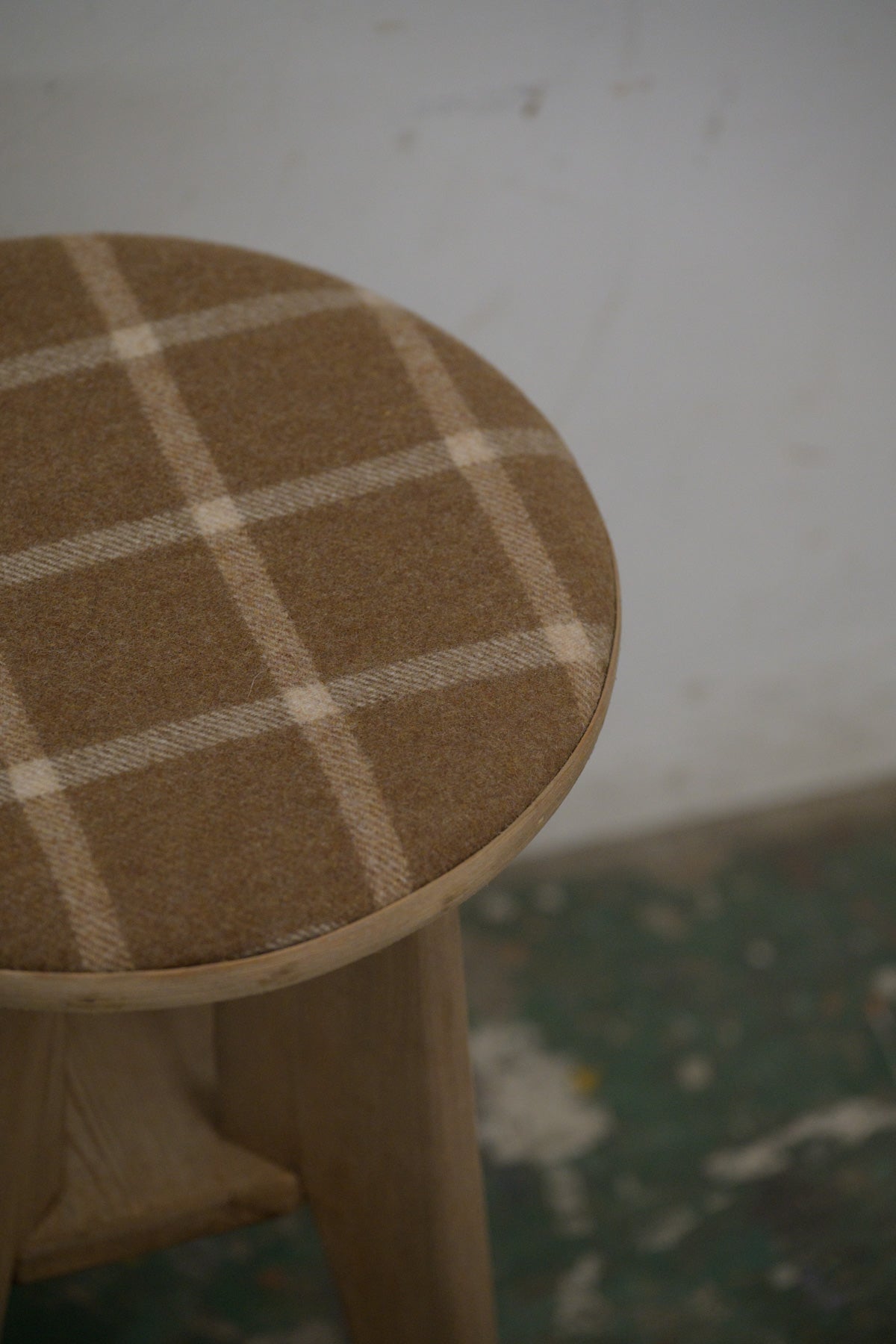 #0163 stool