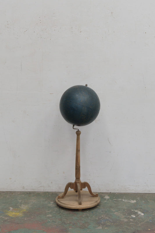 #0031 astronomical globe