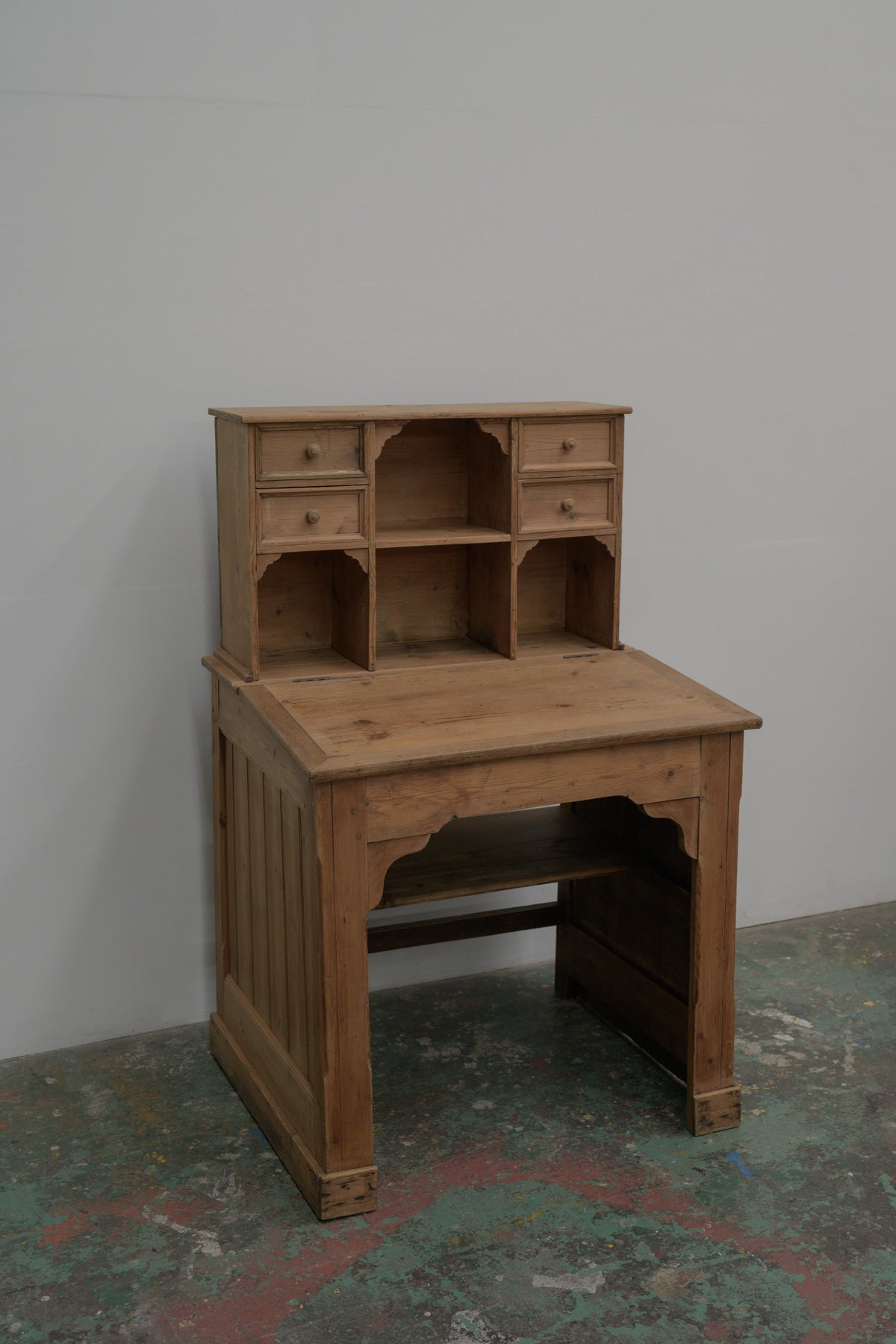 #0648 desk