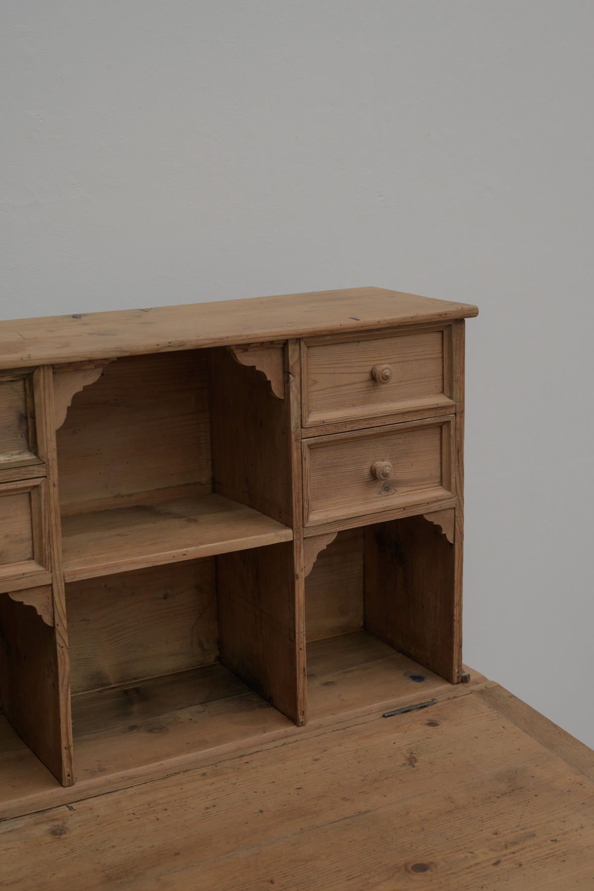 #0648 desk