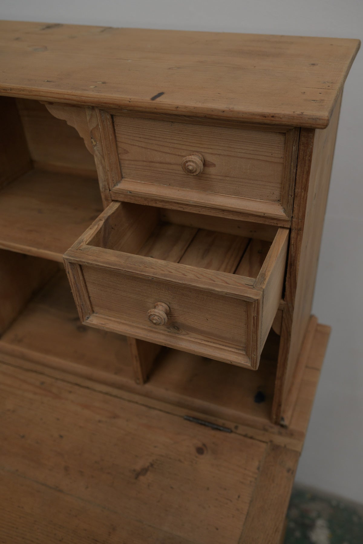#0648 desk