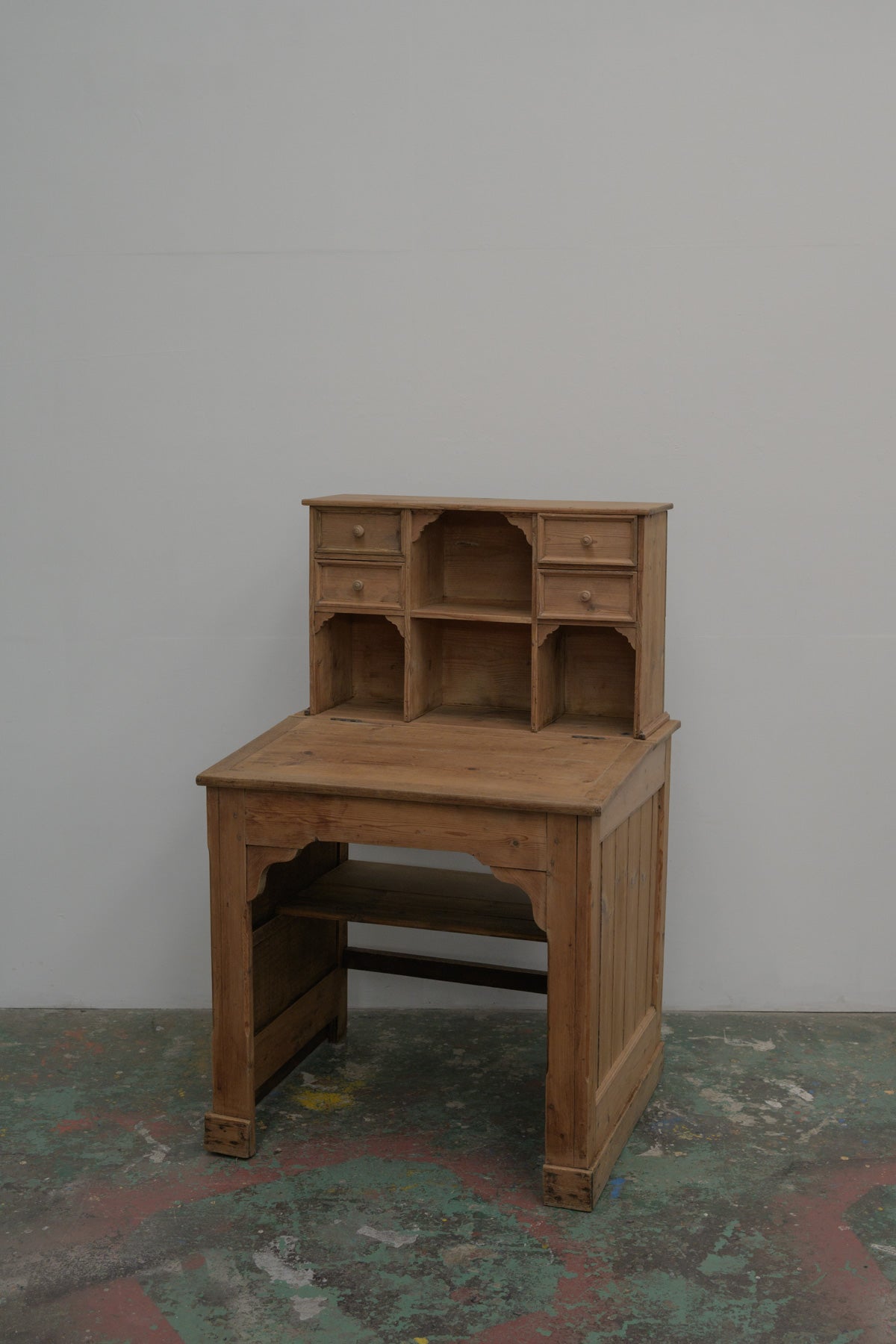 #0648 desk
