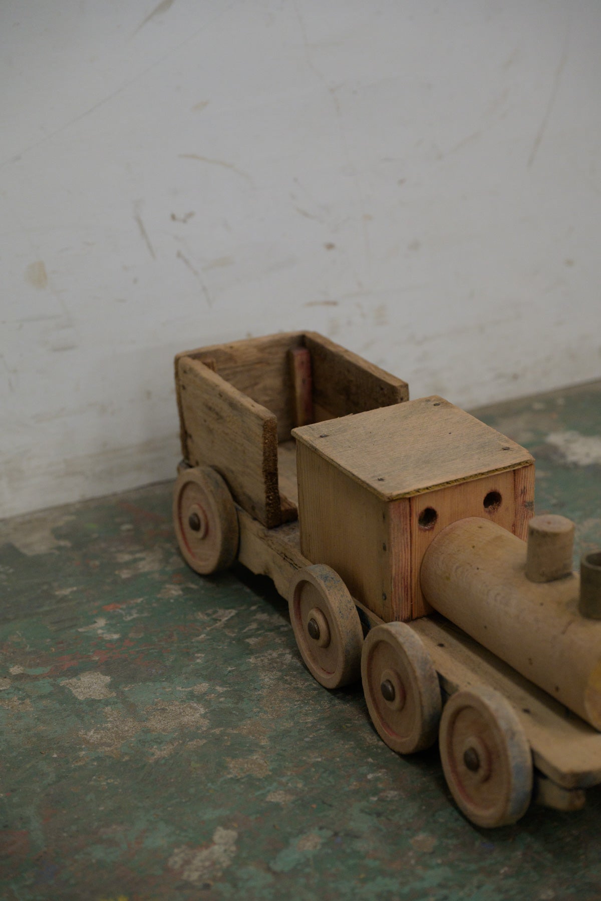 #0167 toy train