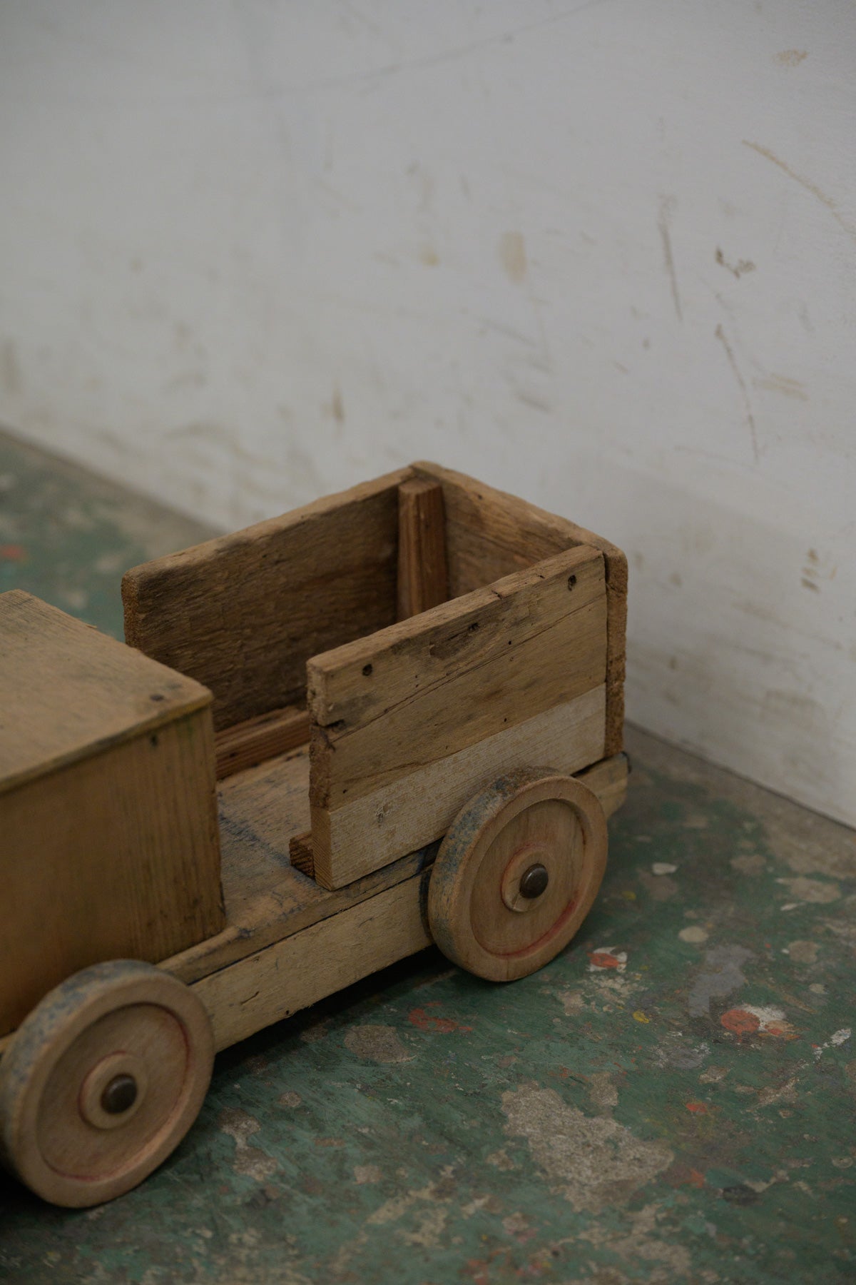 #0167 toy train