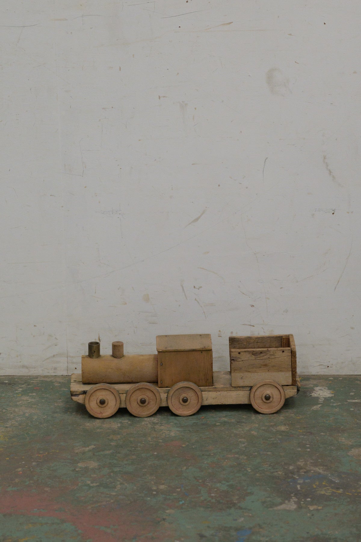 #0167 toy train
