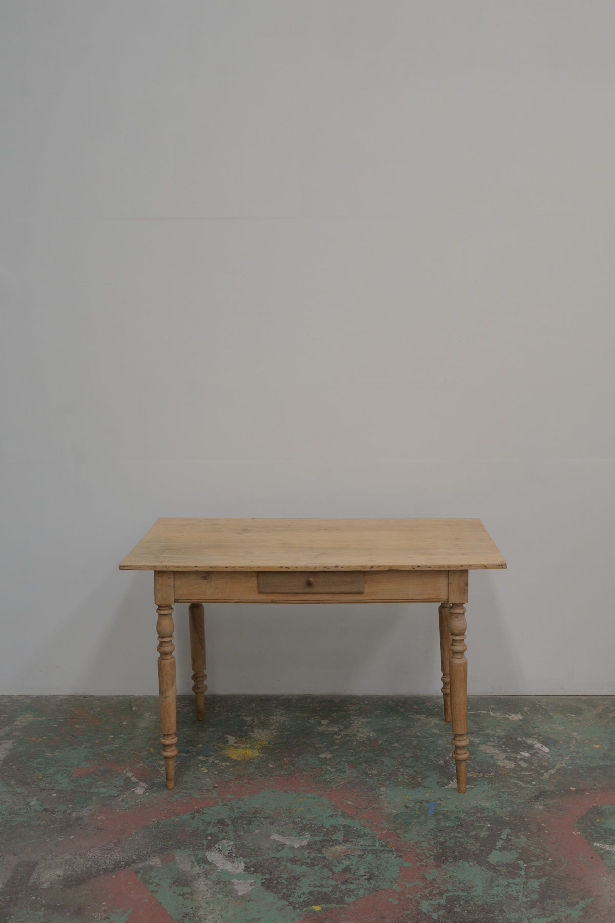 #0653 table