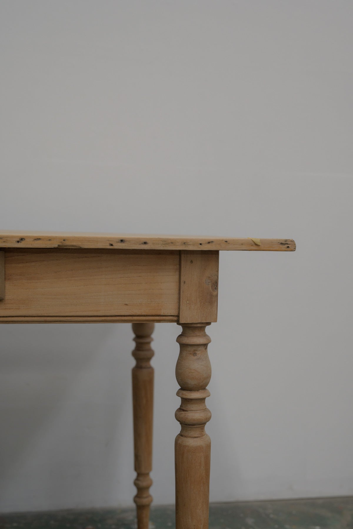 #0653 table