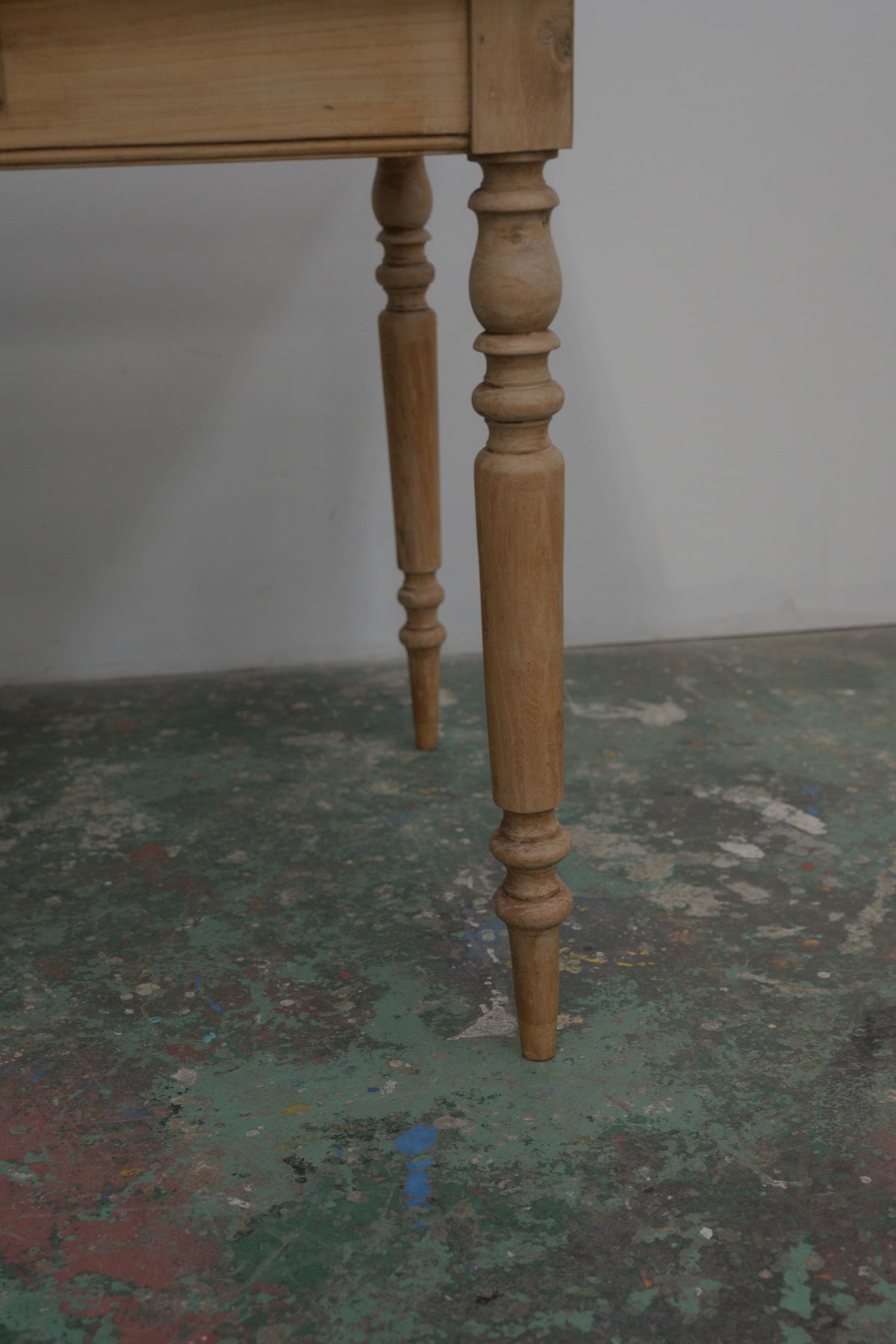 #0653 table