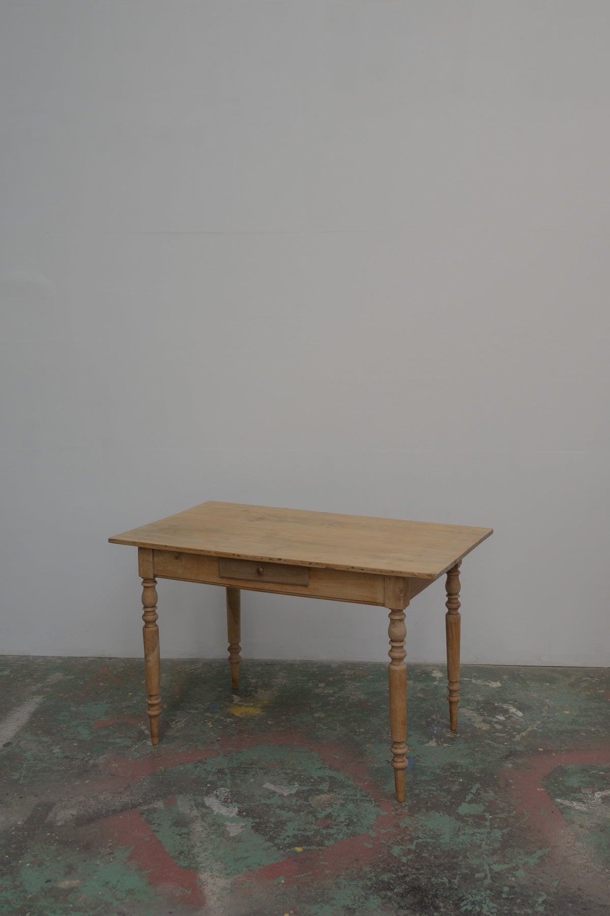 #0653 table