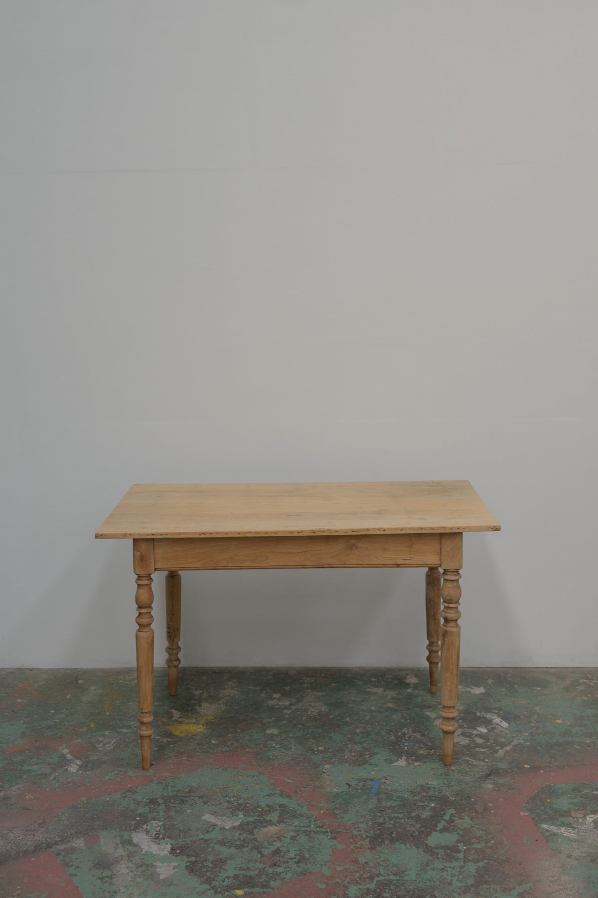 #0653 table