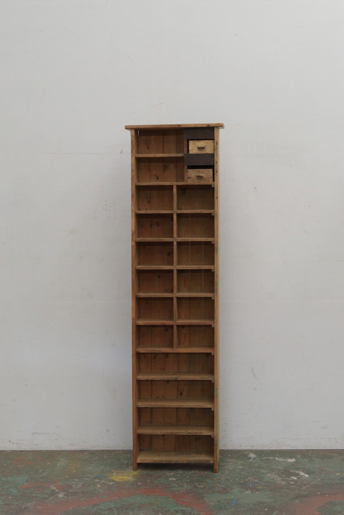 #9718 shelf