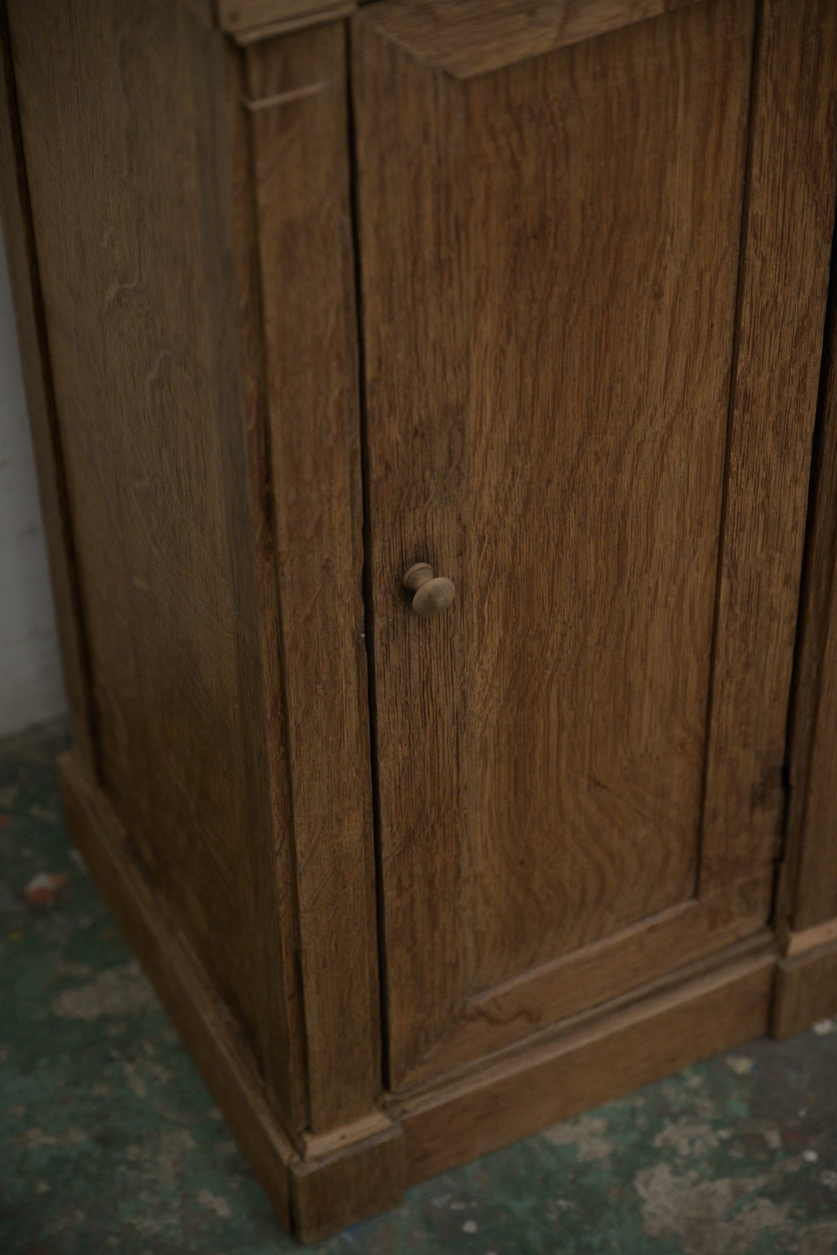 #0178 cabinet