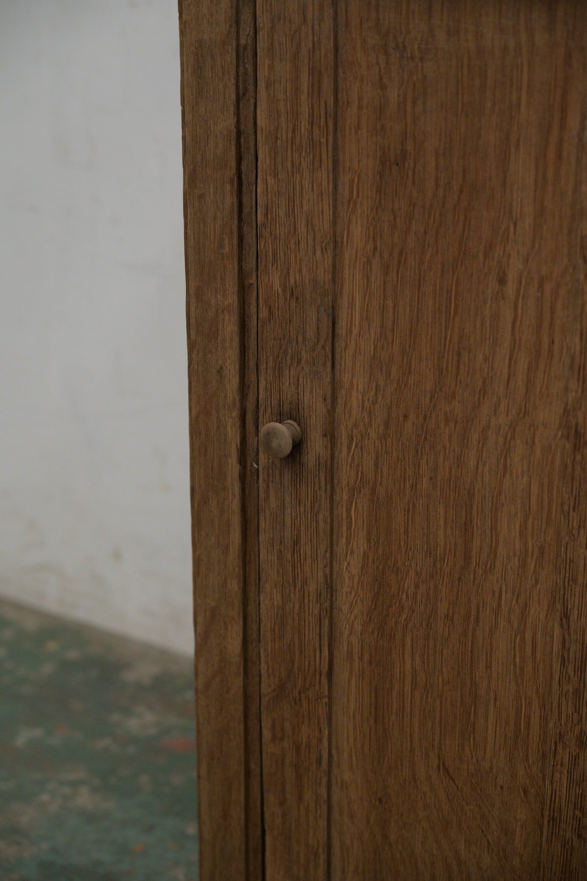 #0178 cabinet