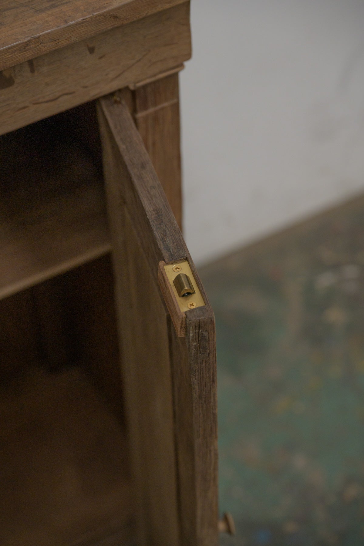 #0178 cabinet