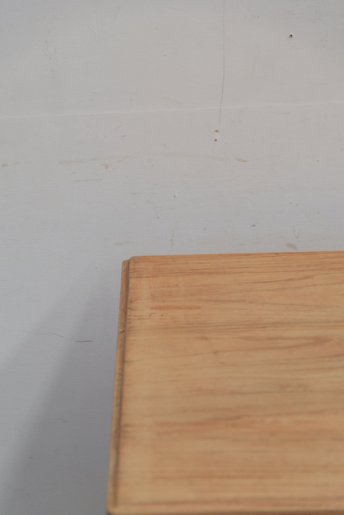 #9433 table