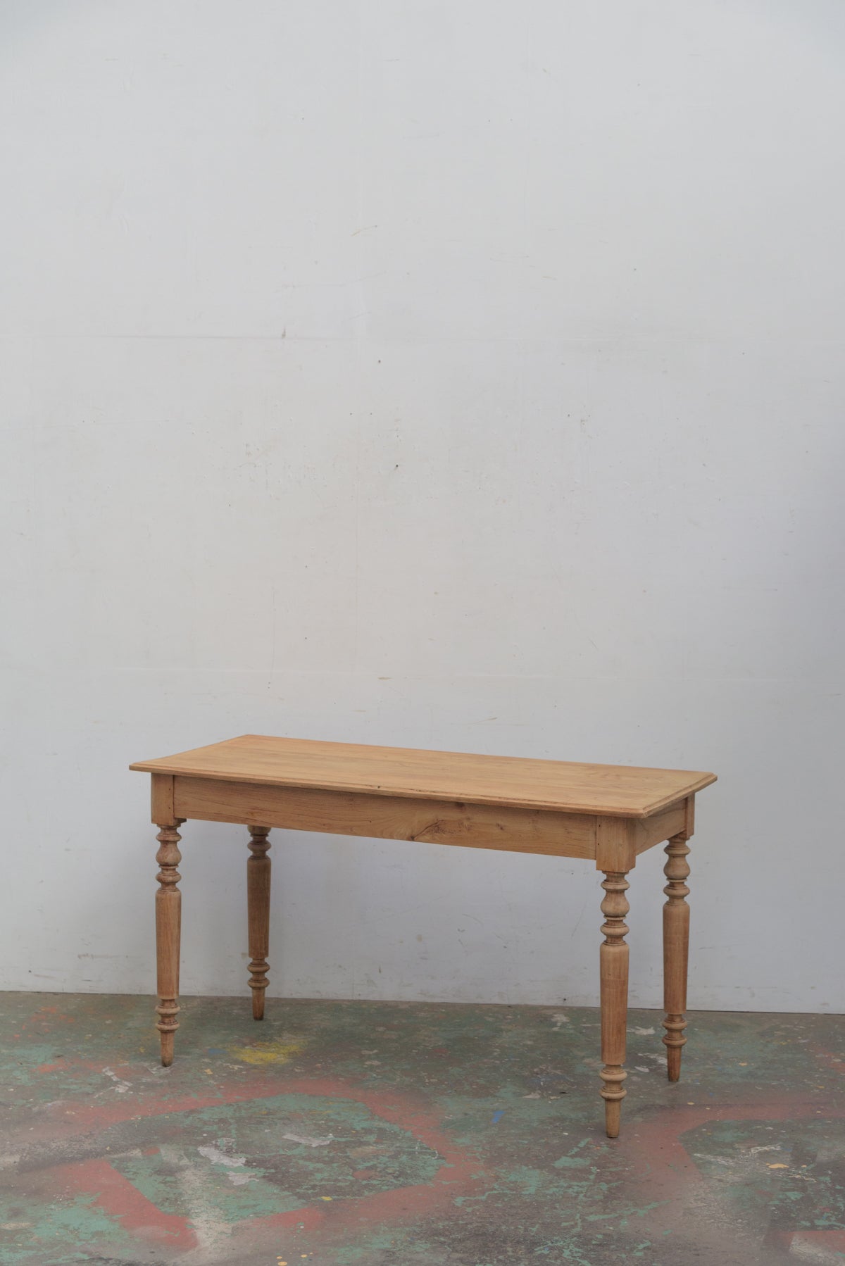 #9433 table