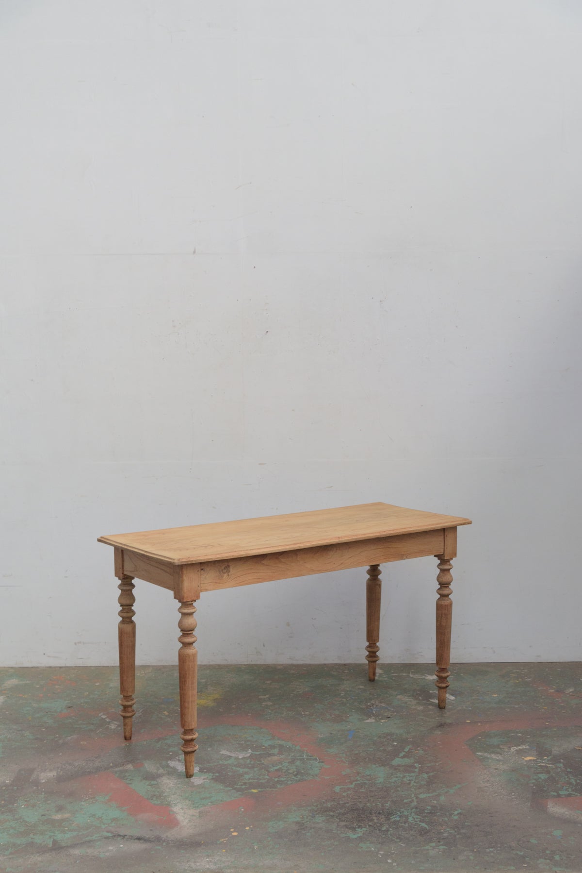 #9433 table