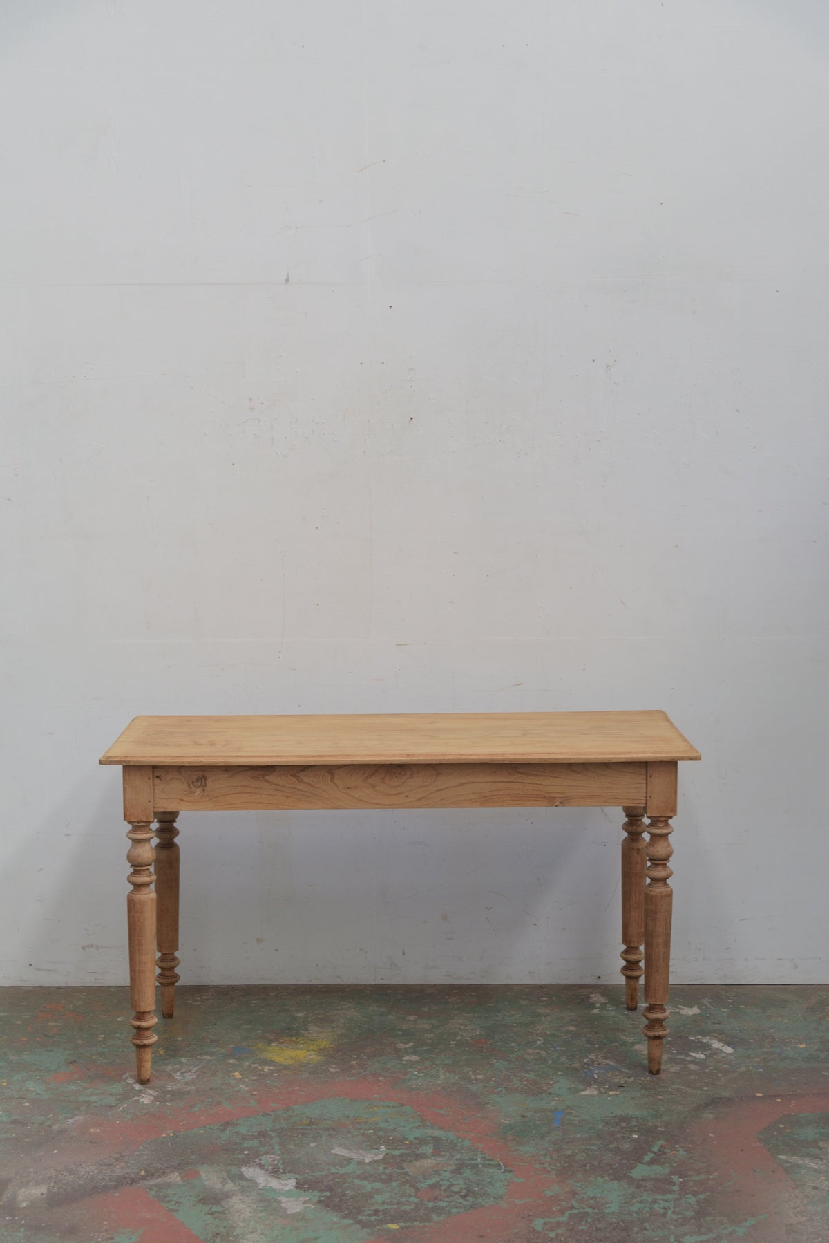 #9433 table