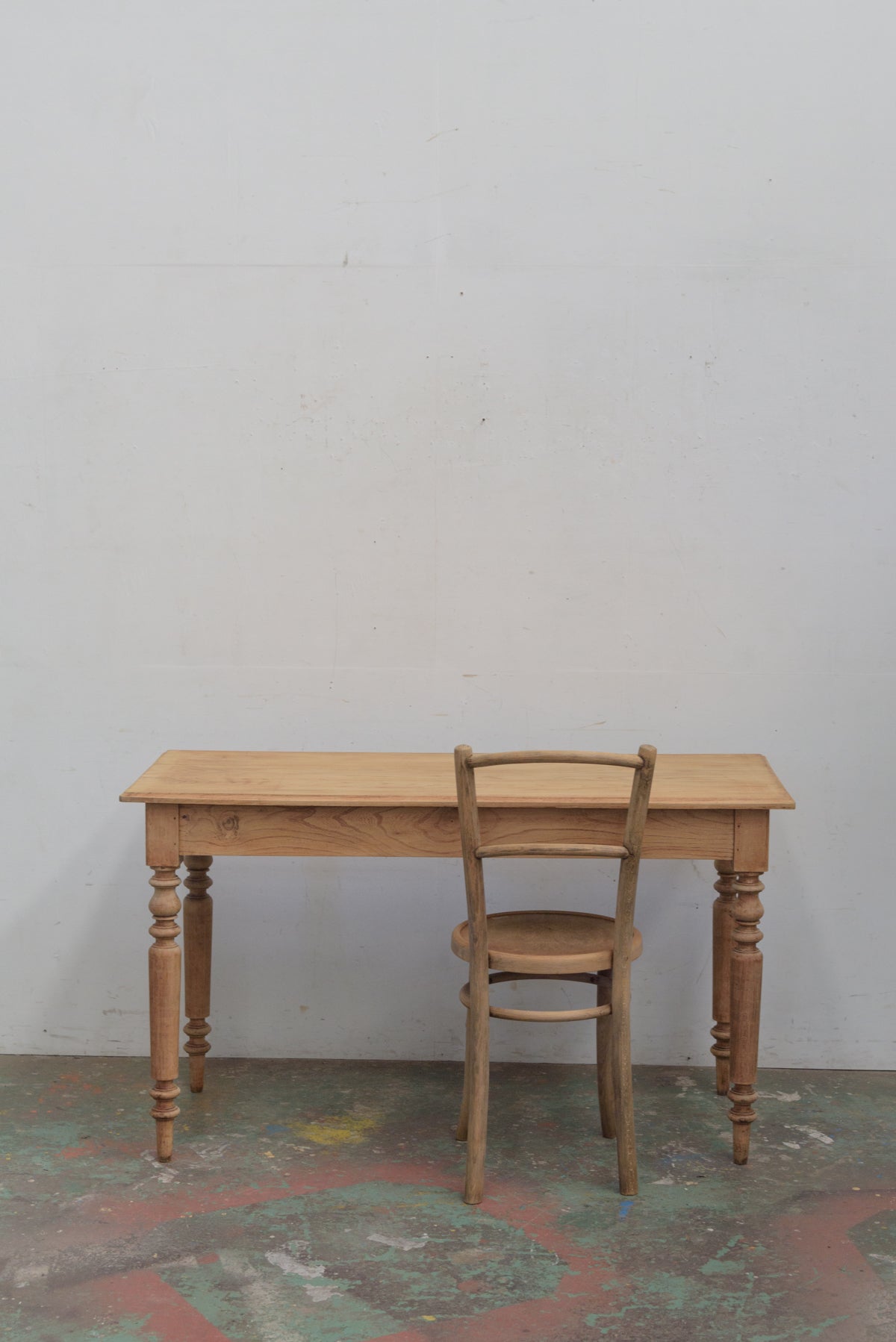 #9433 table