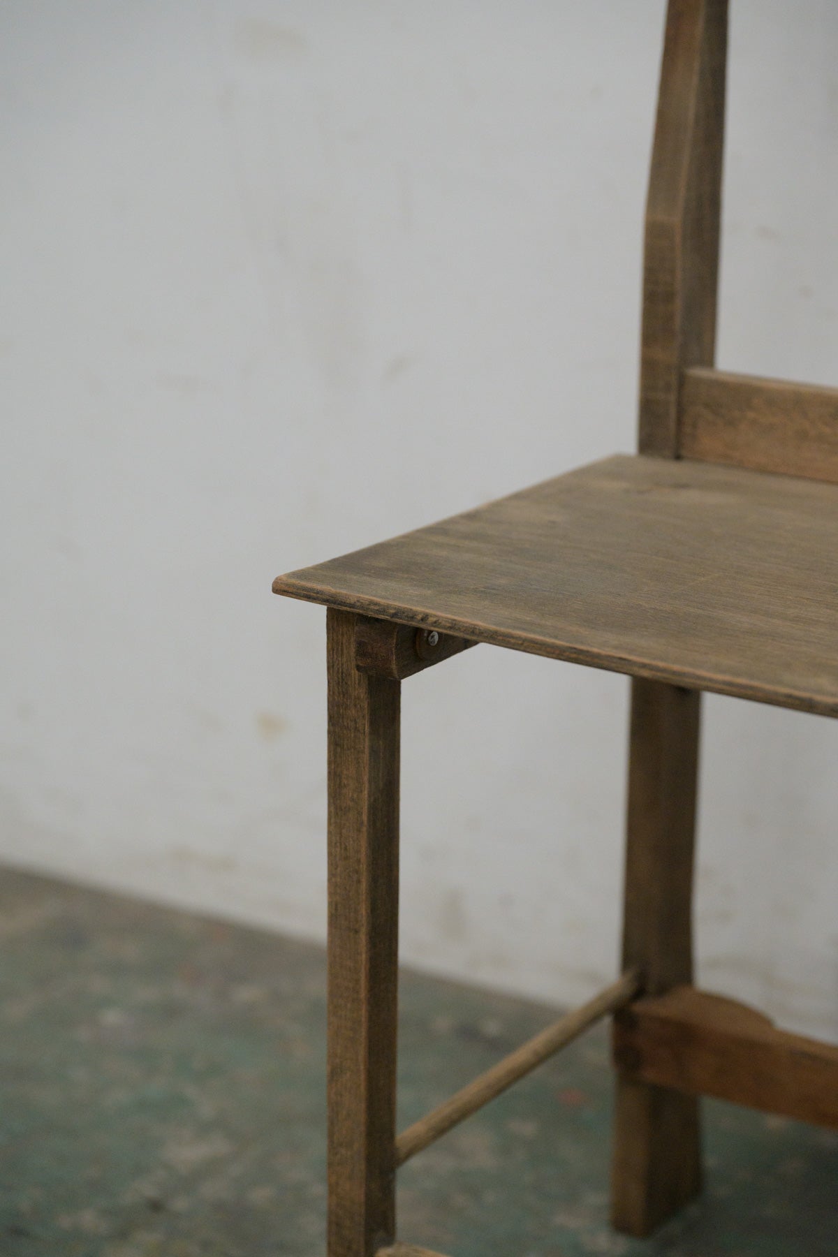 #0187 small chair