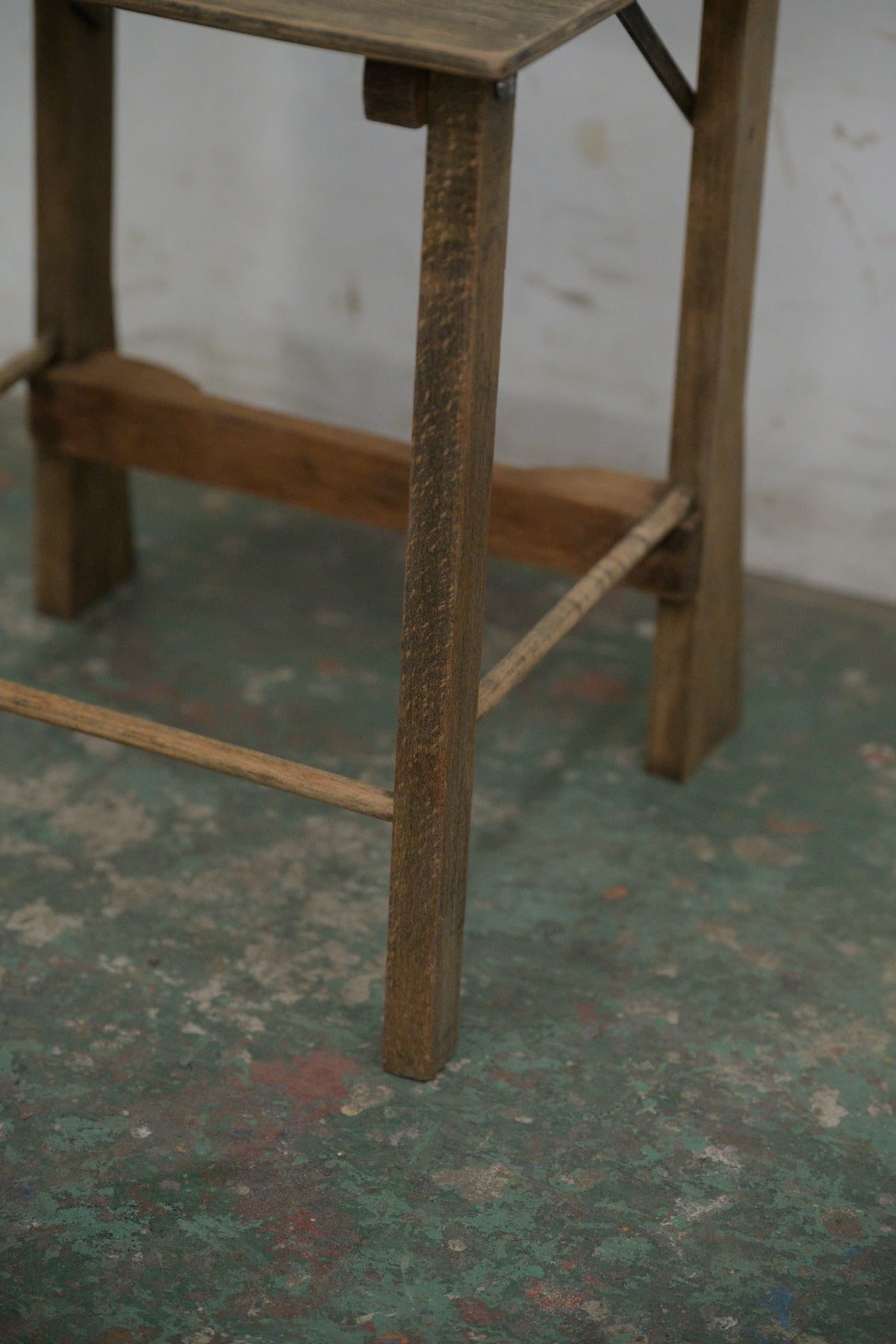 #0187 small chair