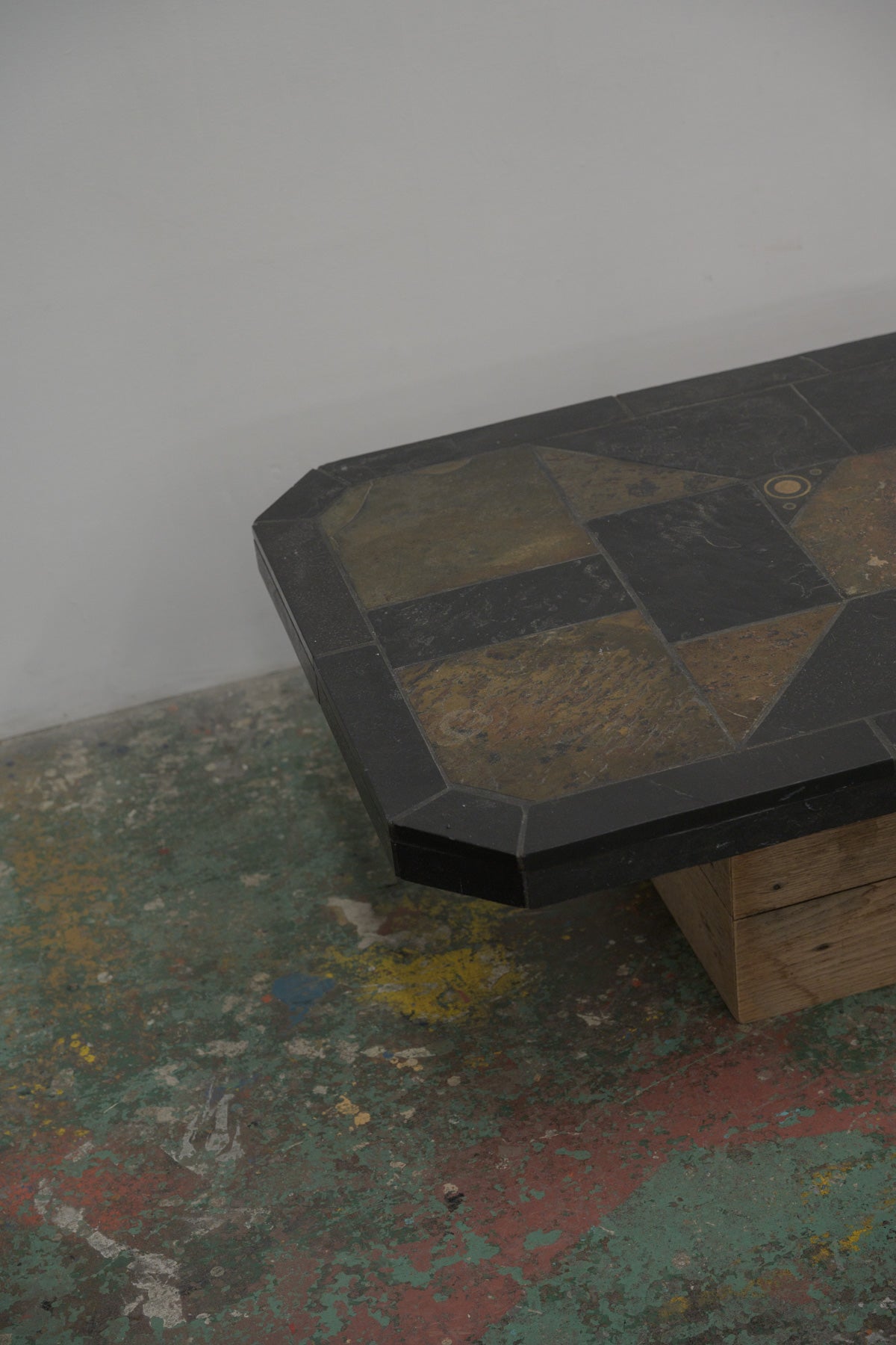 #0678 coffee table