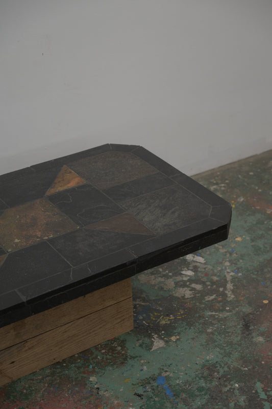 #0678 coffee table