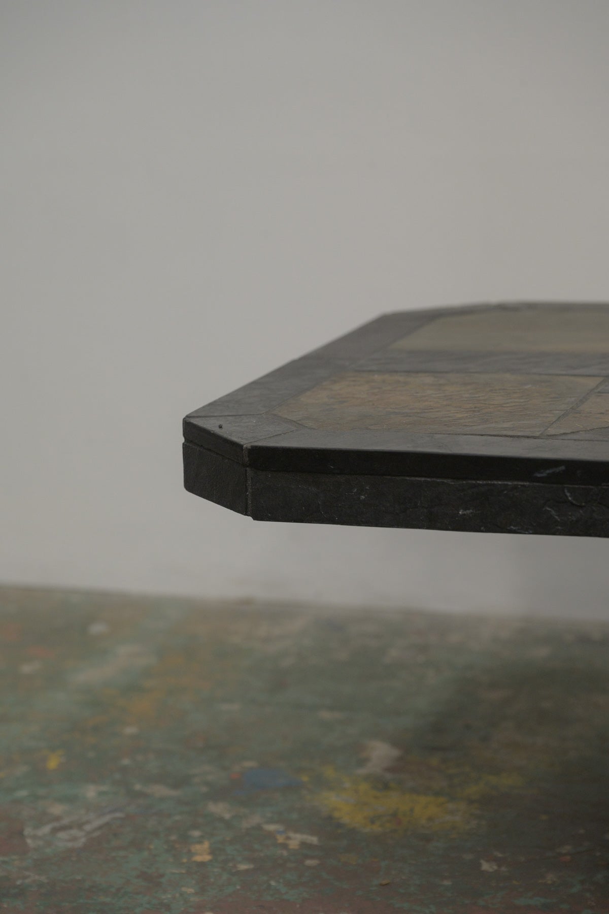#0678 coffee table