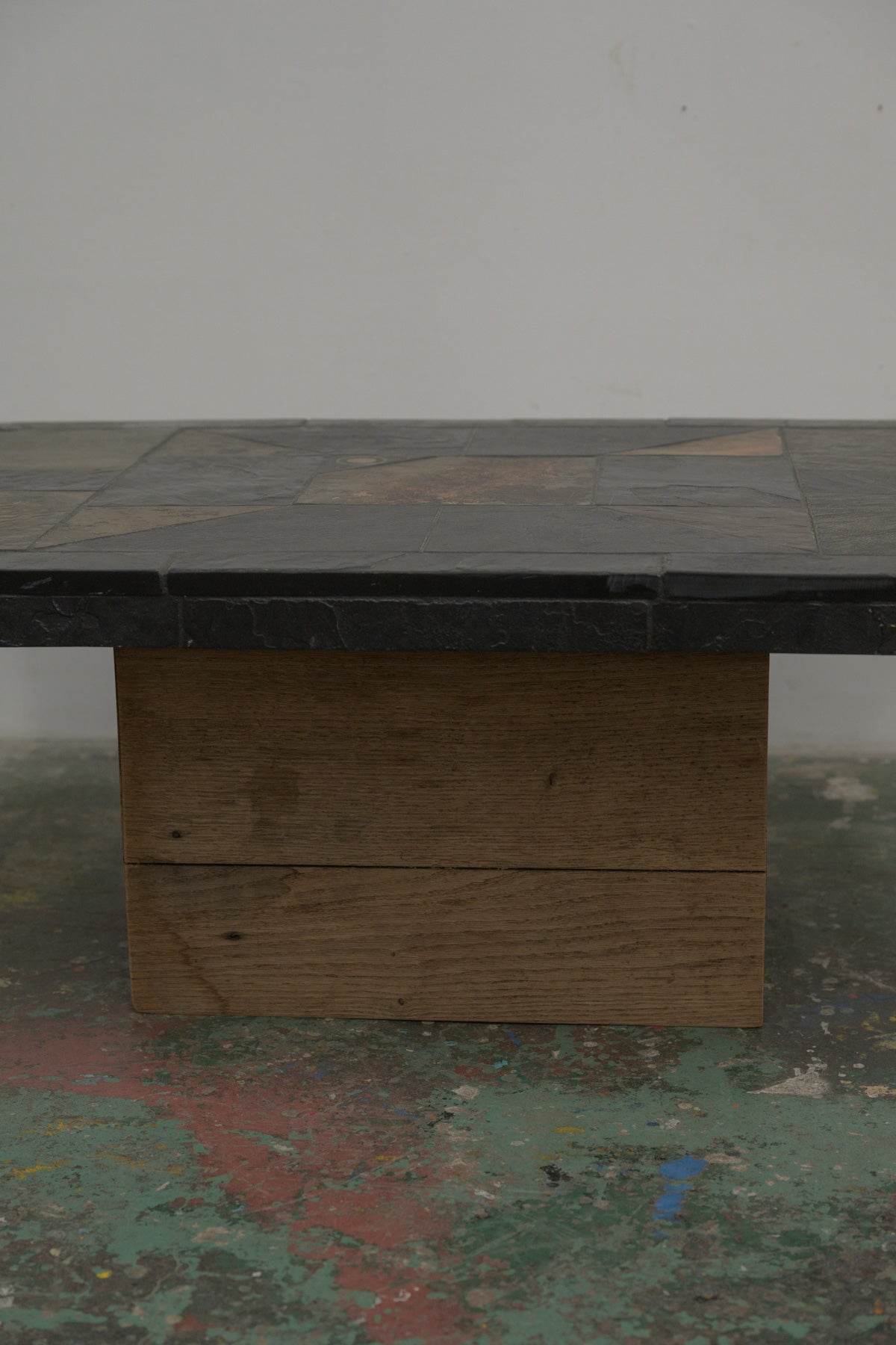 #0678 coffee table