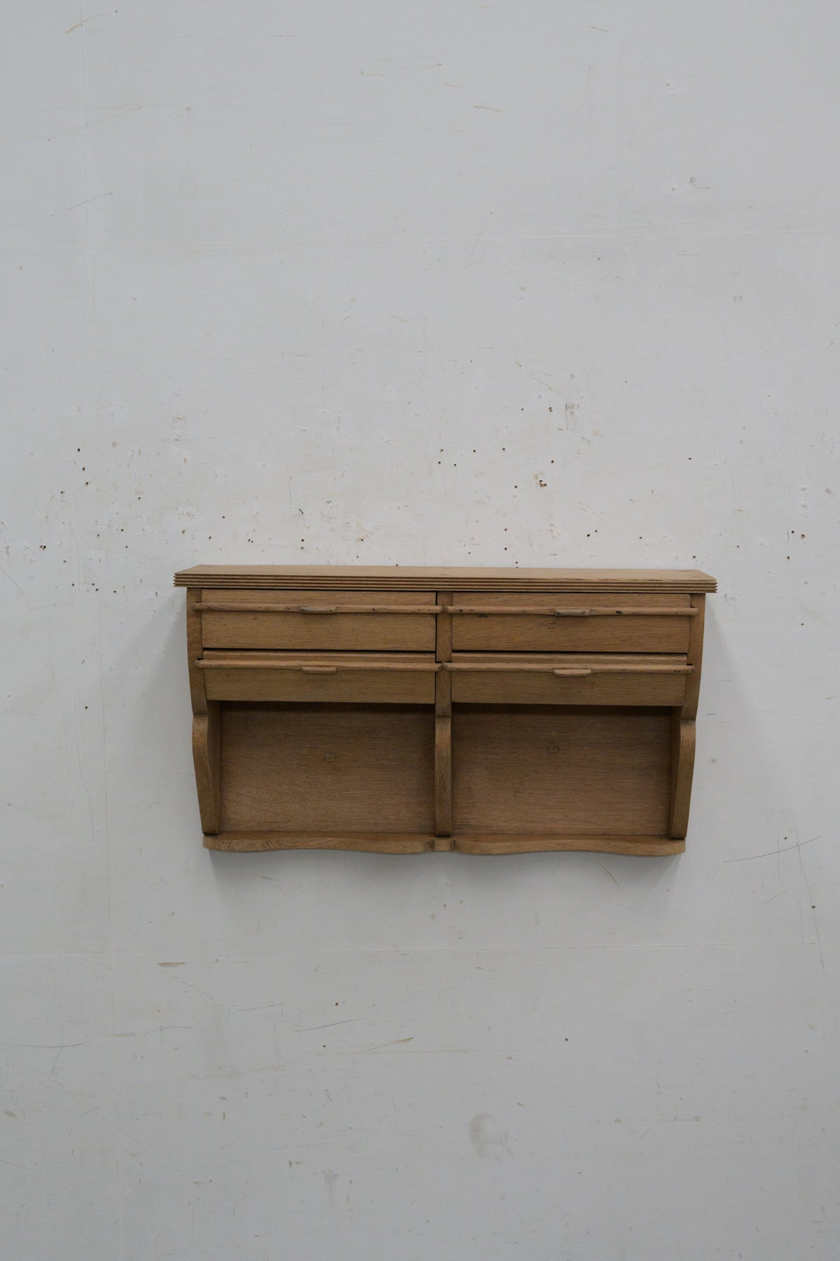 #0196 wall shelf
