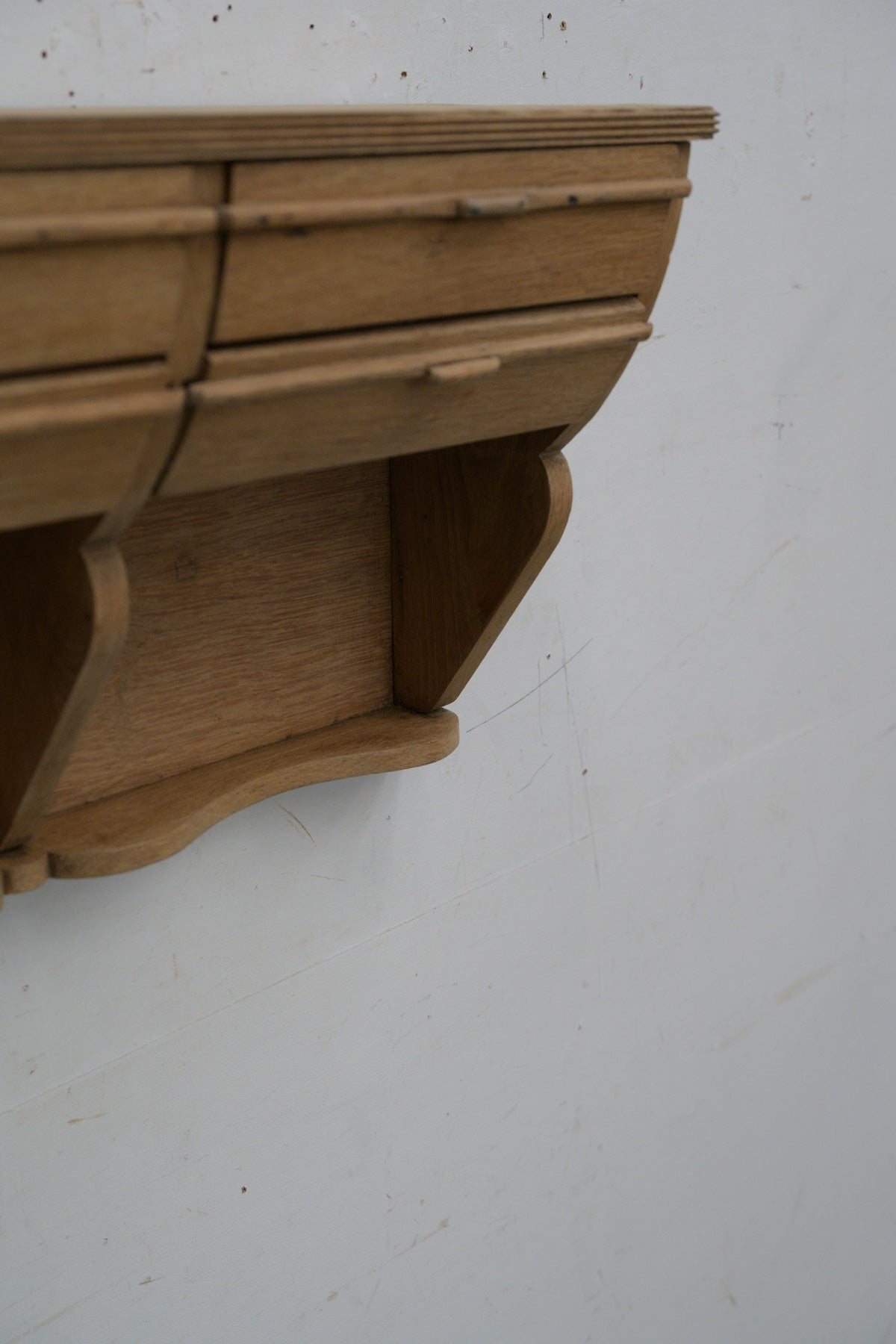 #0196 wall shelf