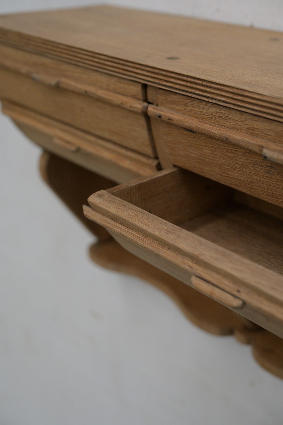 #0196 wall shelf