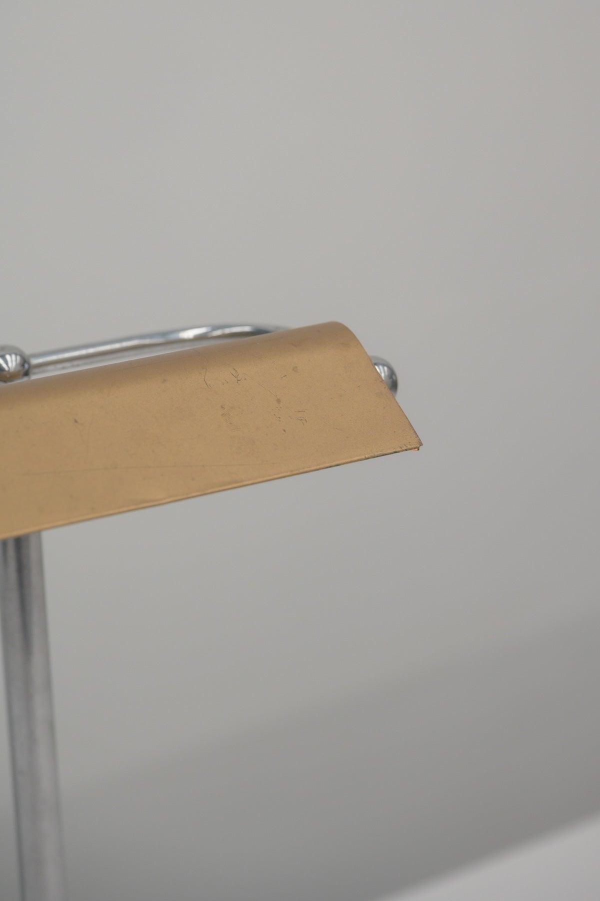 #0684 desk lamp
