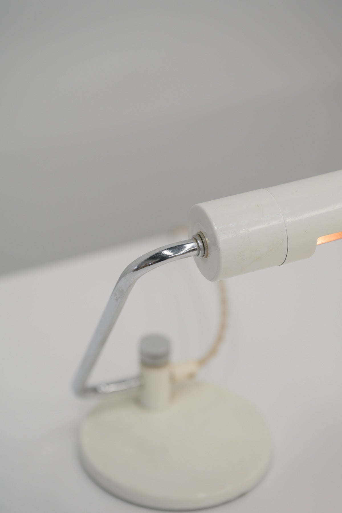 #0685 desk lamp