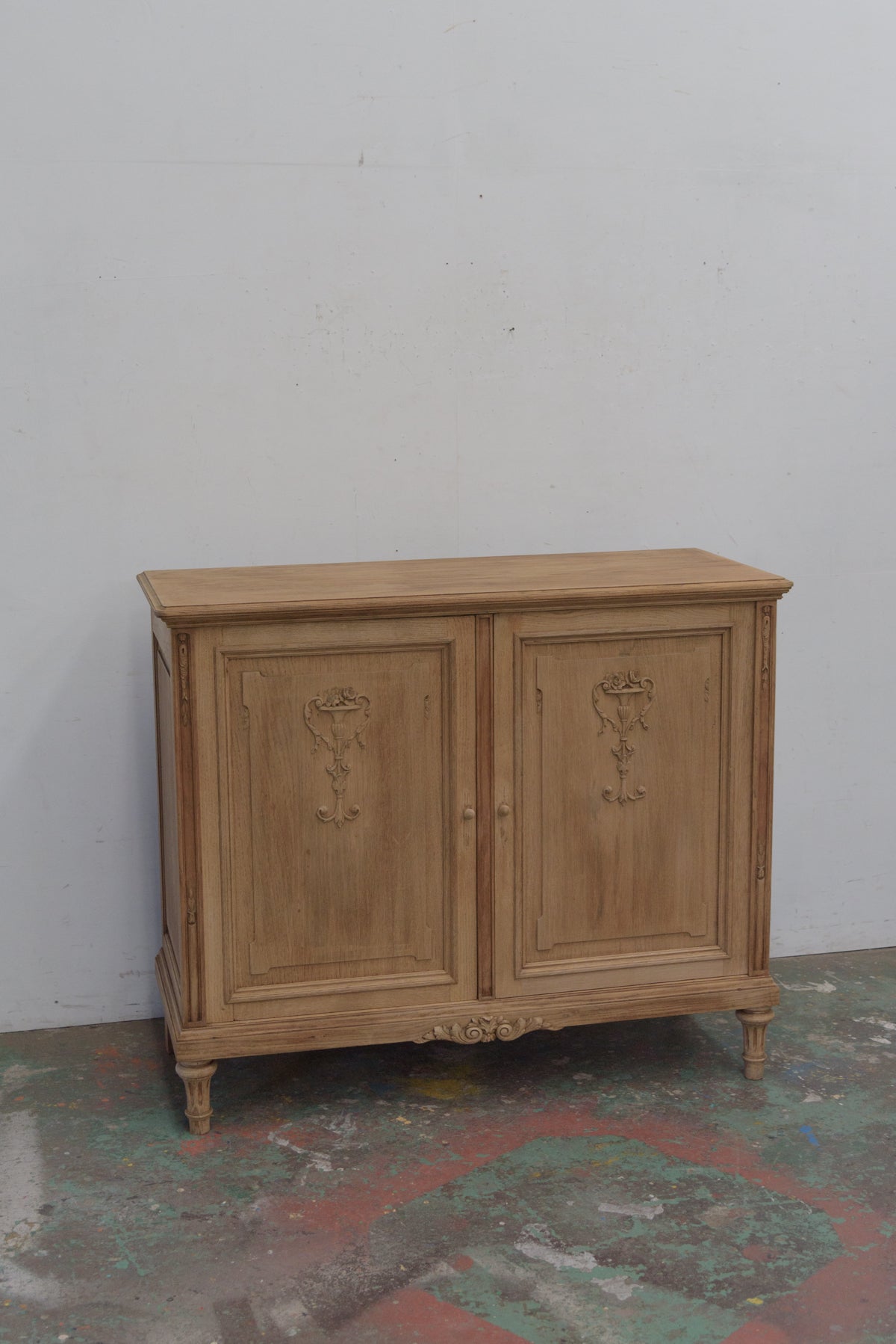 #9448 cabinet