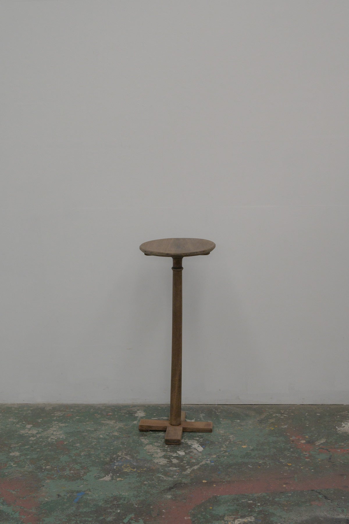 #0686 side table