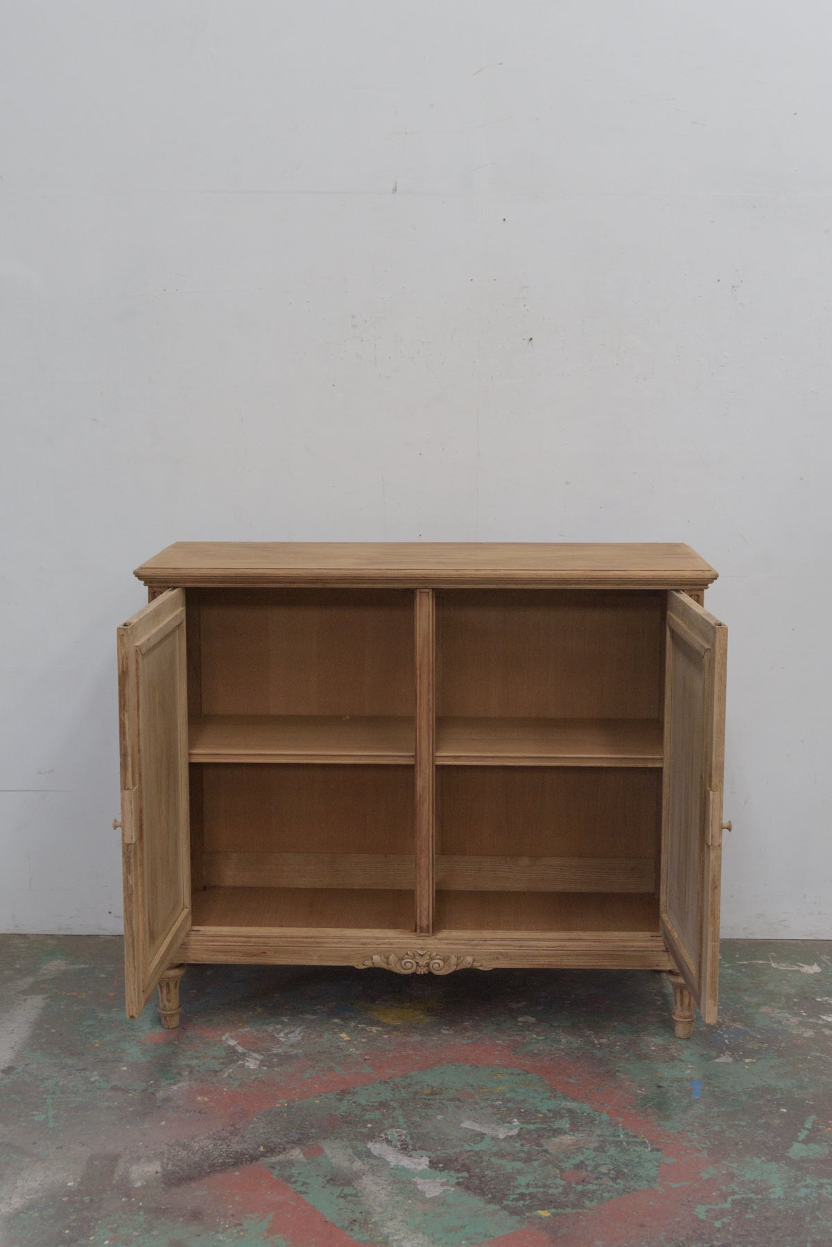 #9448 cabinet