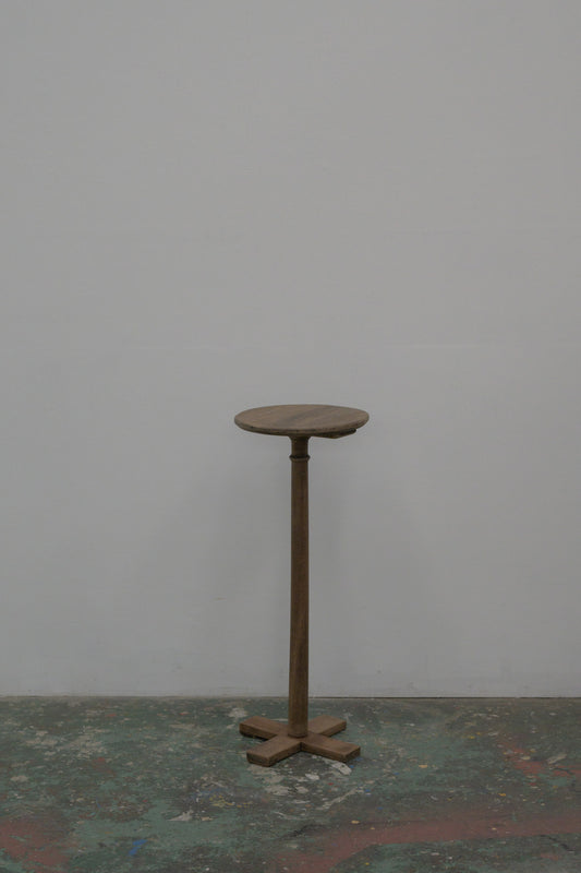 #0686 side table