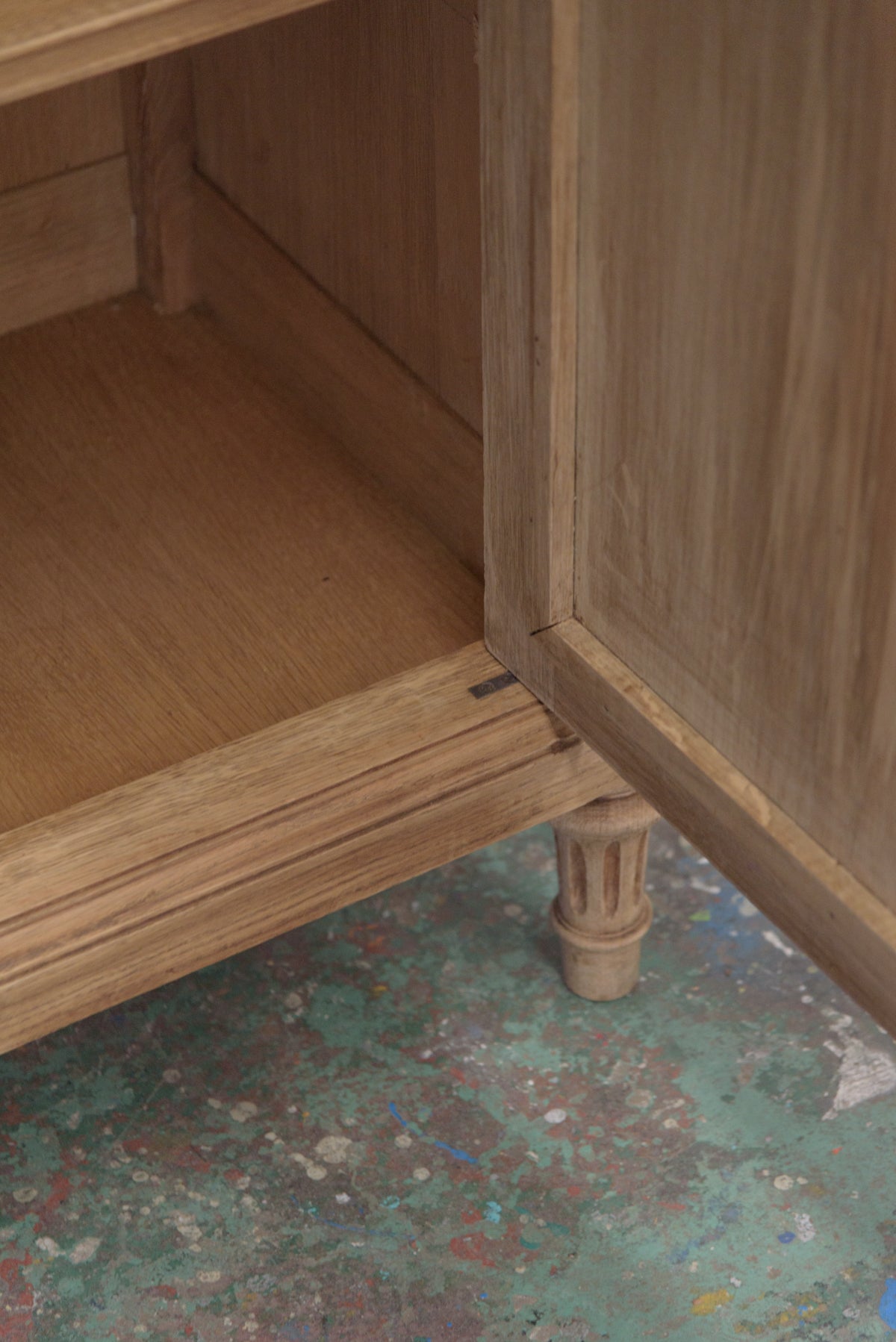 #9448 cabinet