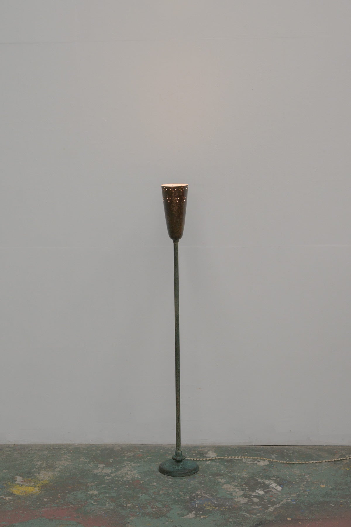 #0688 floor lamp