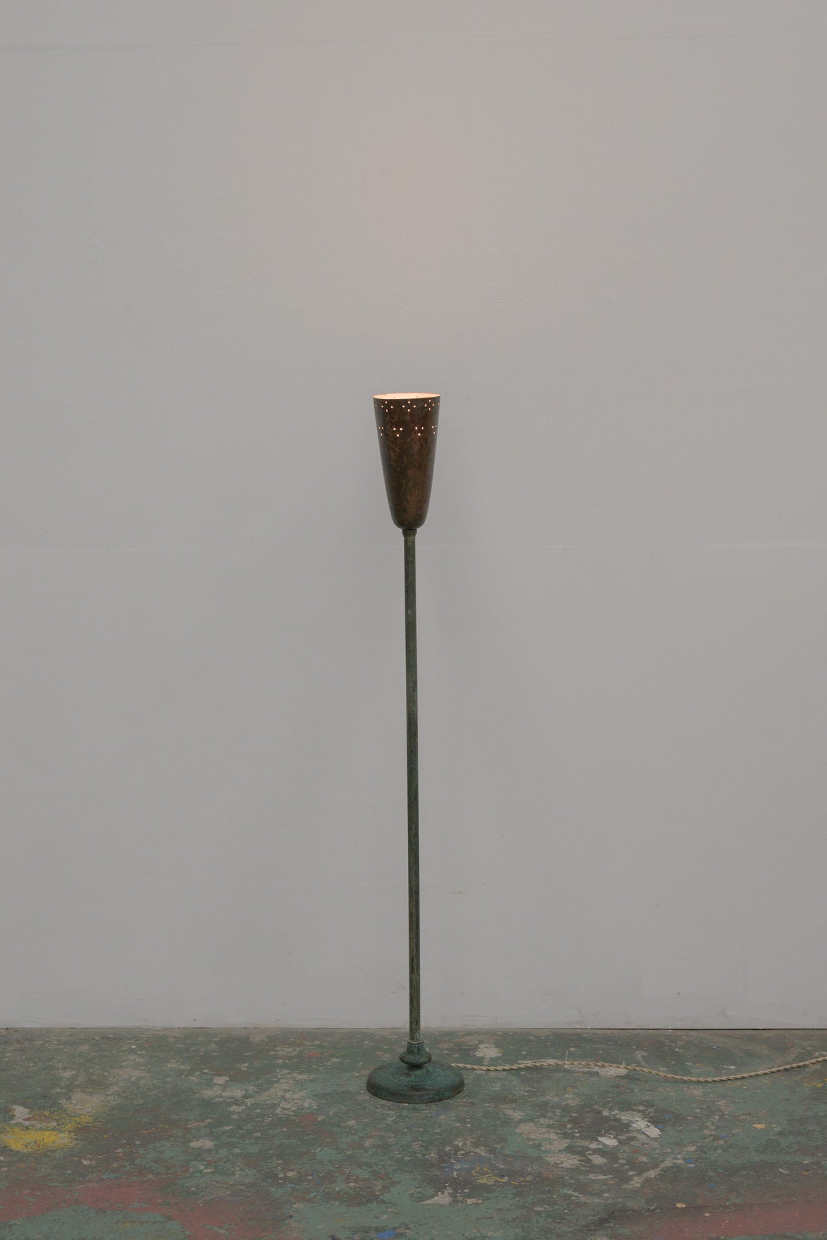 #0688 floor lamp