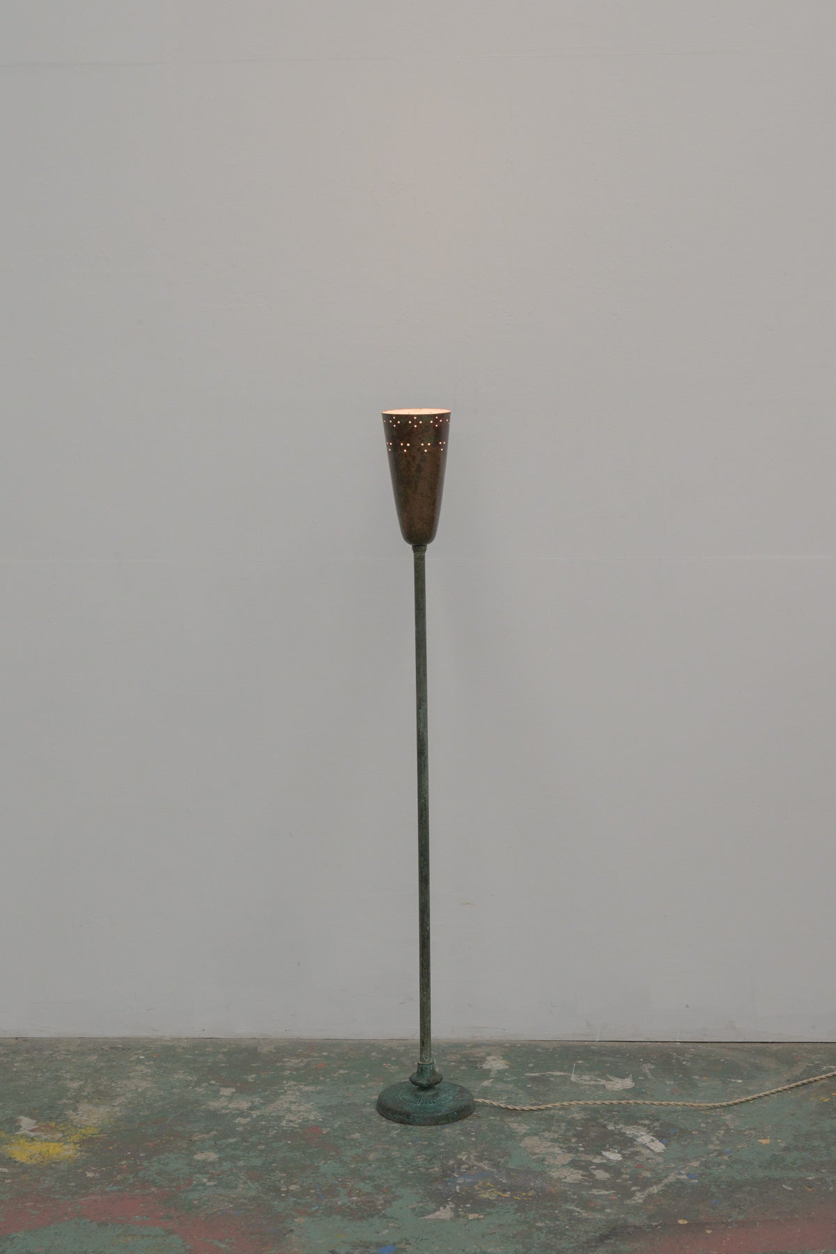 #0688 floor lamp