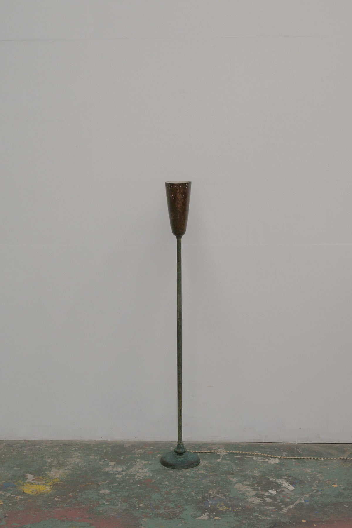 #0688 floor lamp