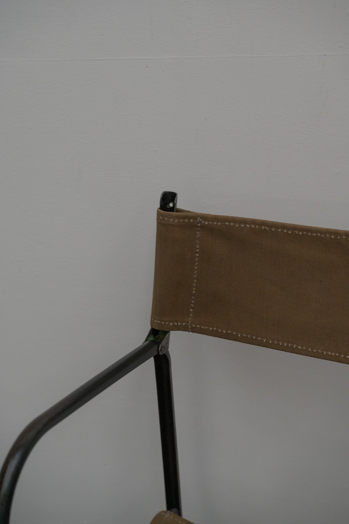 #0690 folding chair