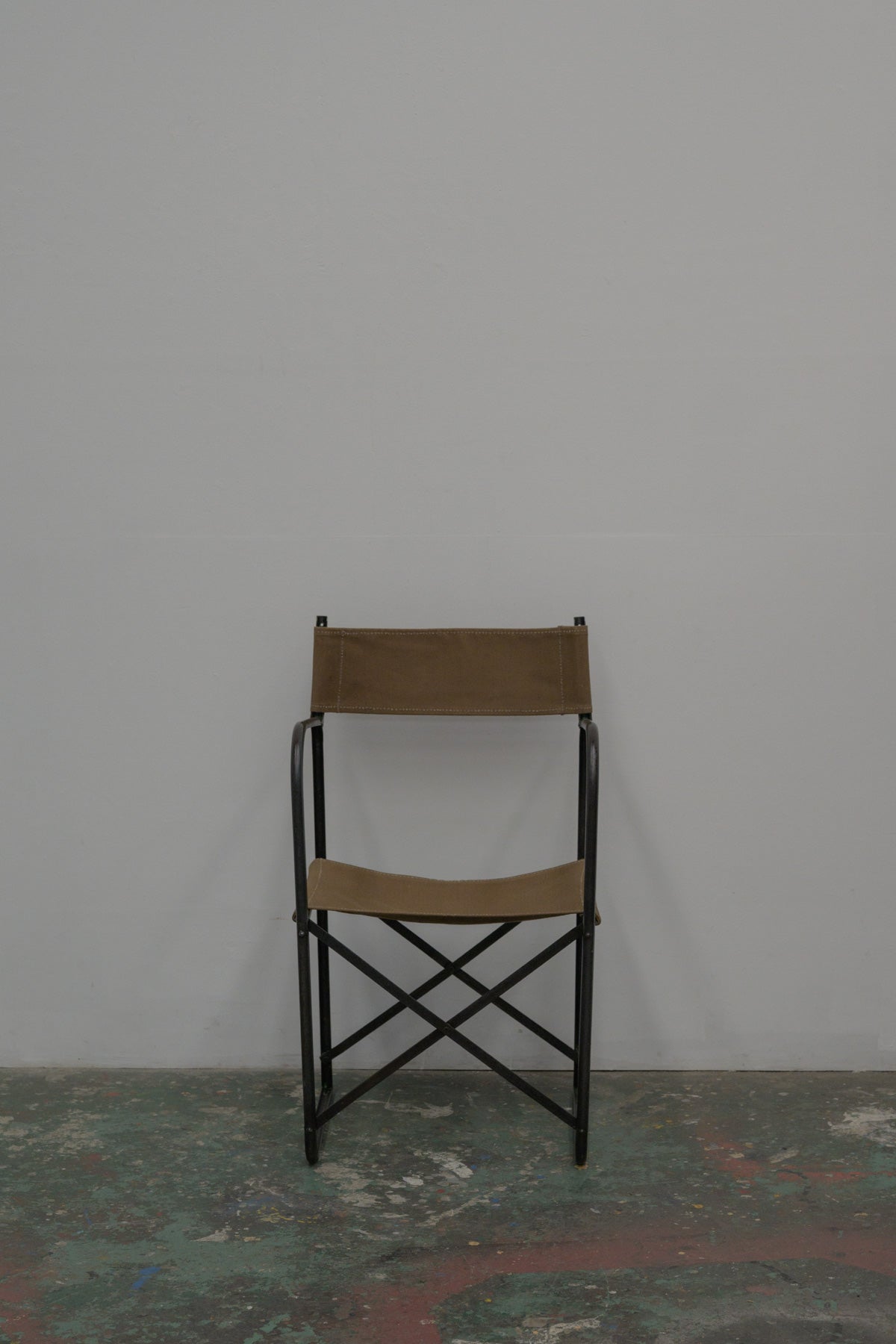 #0690 folding chair